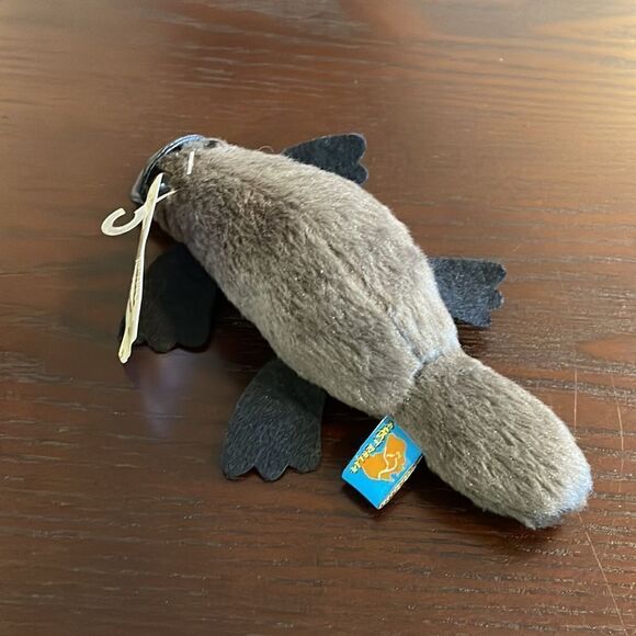 Australian Kangaroo and Platypus NWT Excellent Condition Souvenirs from Aus - Picture 12 of 15